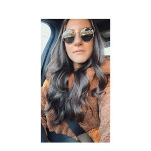 Meet your Posher, Jaimee